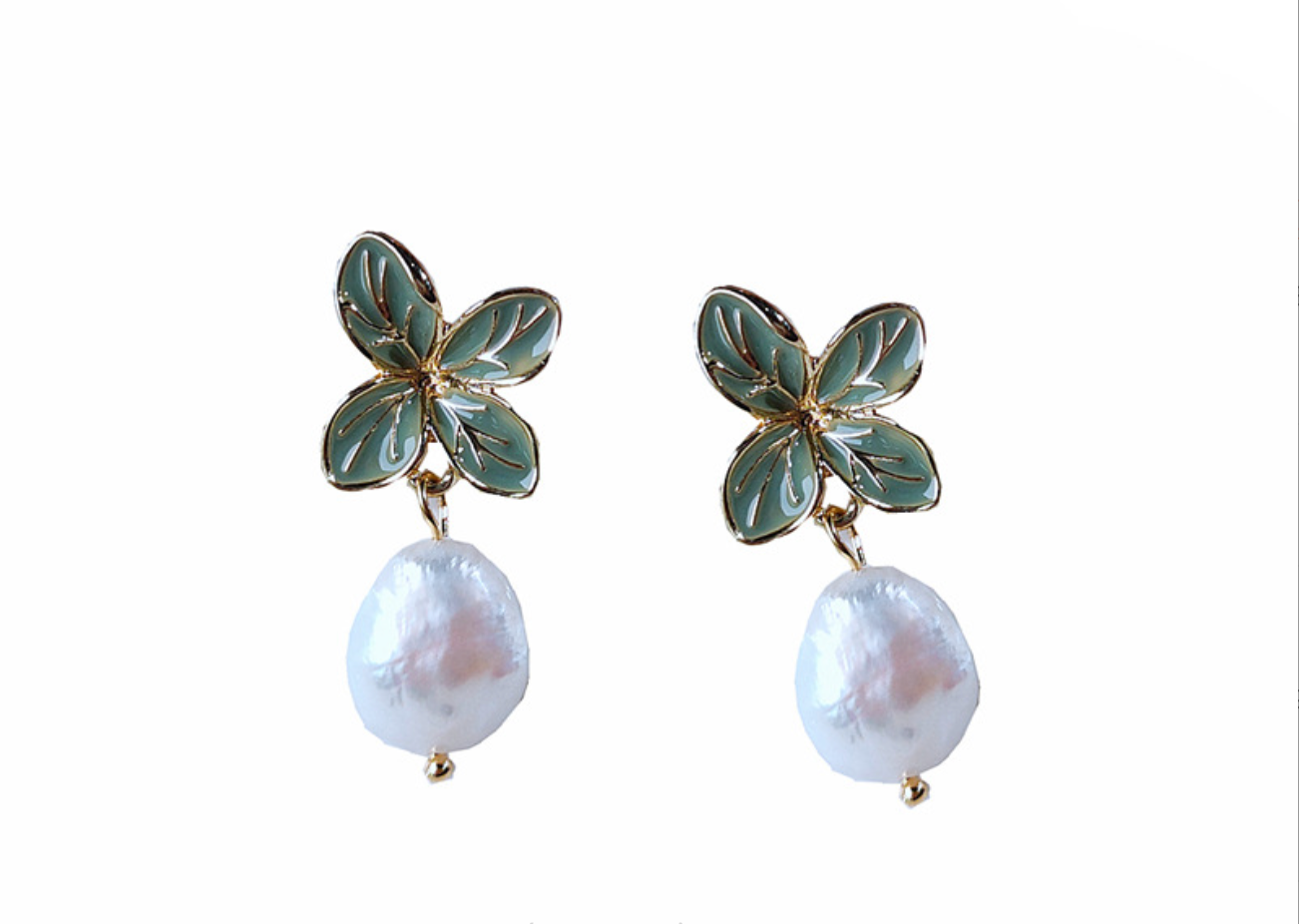 Leaf Shape with Freshwater Pearl Earrings