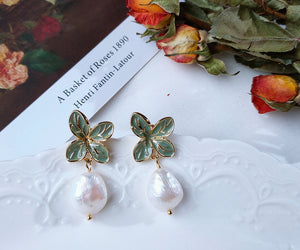 Leaf Shape with Freshwater Pearl Earrings