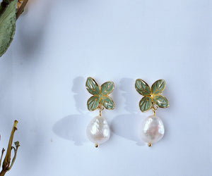 Leaf Shape with Freshwater Pearl Earrings